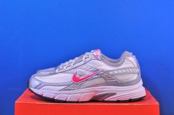 Кросівки Nike Initiator Metallic 394053-101 394053-101 фото