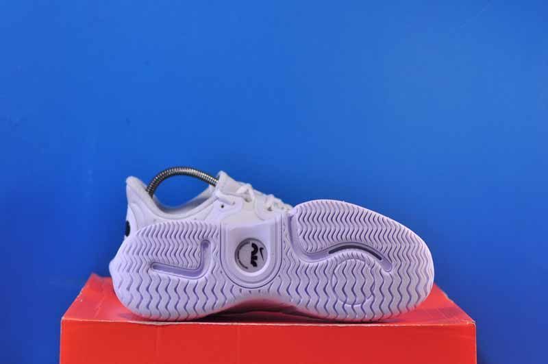 Тенісні кросівки Nike Court Air Zoom GP Turbo HC DX6956-100 DX6956-100 фото