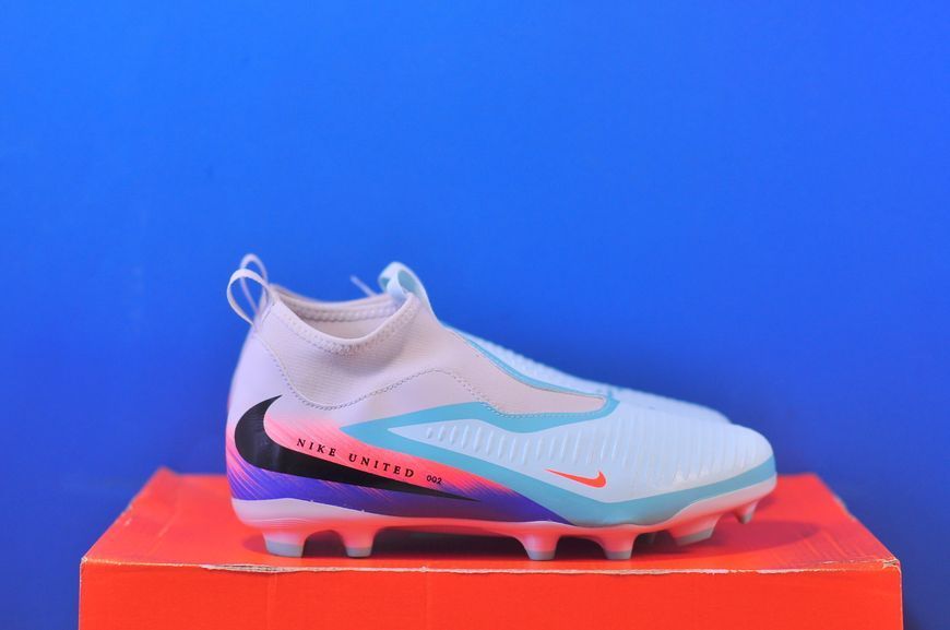 Бутси Nike Phantom 6 High Academy Fg/Mg IB1517-300 IB1517-300 фото