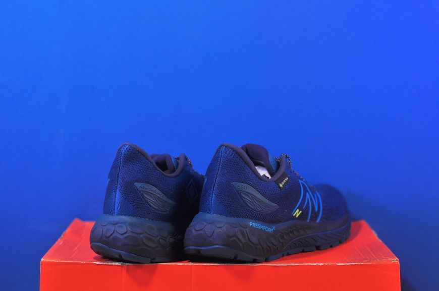 Кросівки New Balance 880 v12 Fresh Foam Gore-tex W880J12 W880J12 фото