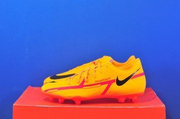 Бутси Nike Phantom GT 2 Club FG/MG DA5640-808 DA5640-808 фото