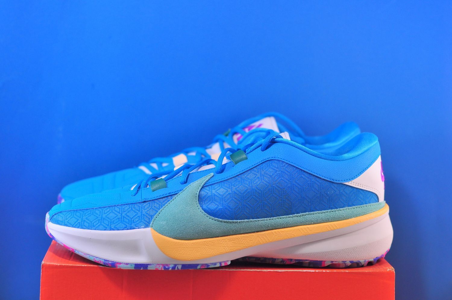 Кросівки Nike Zoom Freak 5 💛 ціна: 2 499 грн. 💙 Купити у Києві