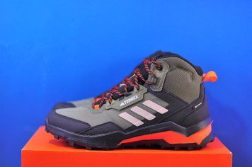 Кросівки Adidas Terrex Ax4 Mid Gore-Tex IG8853 IG8853 фото