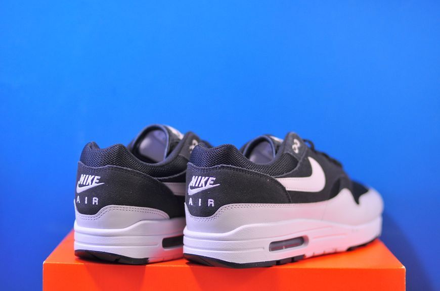 Кросівки Nike Air Max 1 Essential FZ5808-007 FZ5808-007 фото