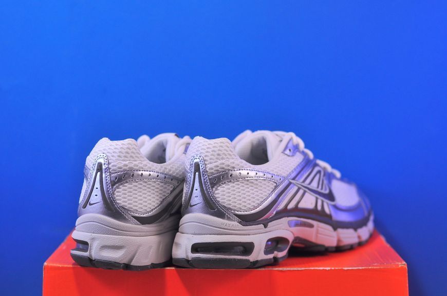 Кросівки Nike Air Max Moto 2K IO1915-030 IO1915-030 фото