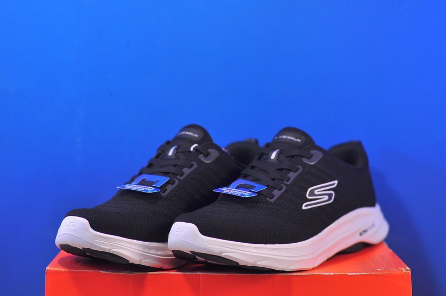 Кросівки Skechers GO WALK 8 216782/BKW 216782/BKW фото