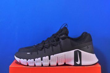 Кросівки Nike Free Metcon 5 DV3949-001 DV3949-001 фото