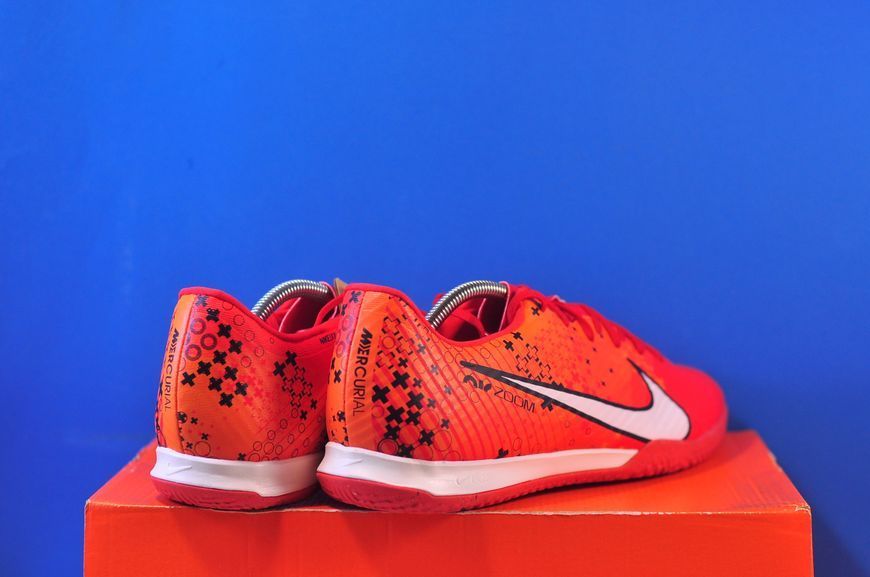 Футзалки Nike Vapor 15 Academy Mercurial FD1164-600 FD1164-600 фото