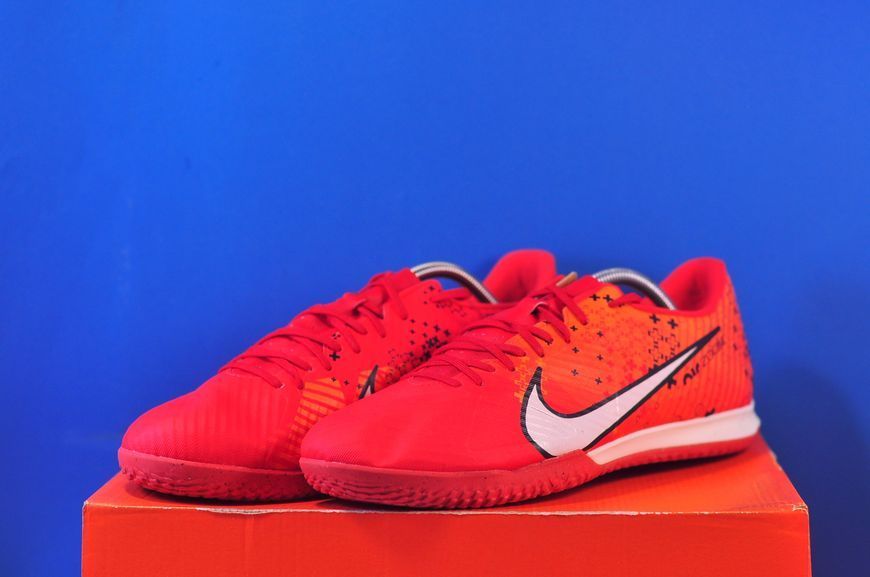 Футзалки Nike Vapor 15 Academy Mercurial FD1164-600 FD1164-600 фото