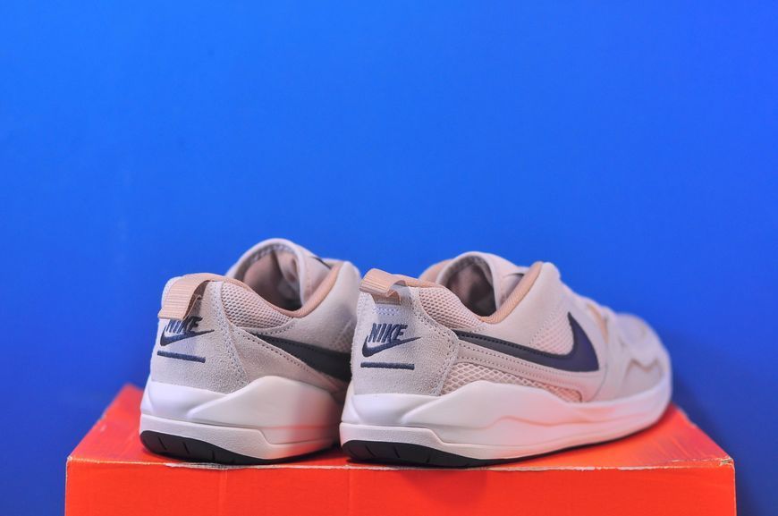 Кросівки Nike Jordan CMFT Era HJ6778-120 HJ6778-120 фото