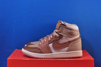 Кросівки Nike Air Jordan Air 1 High Method Of Make Shoes FB9891-200 FB9891-200 фото