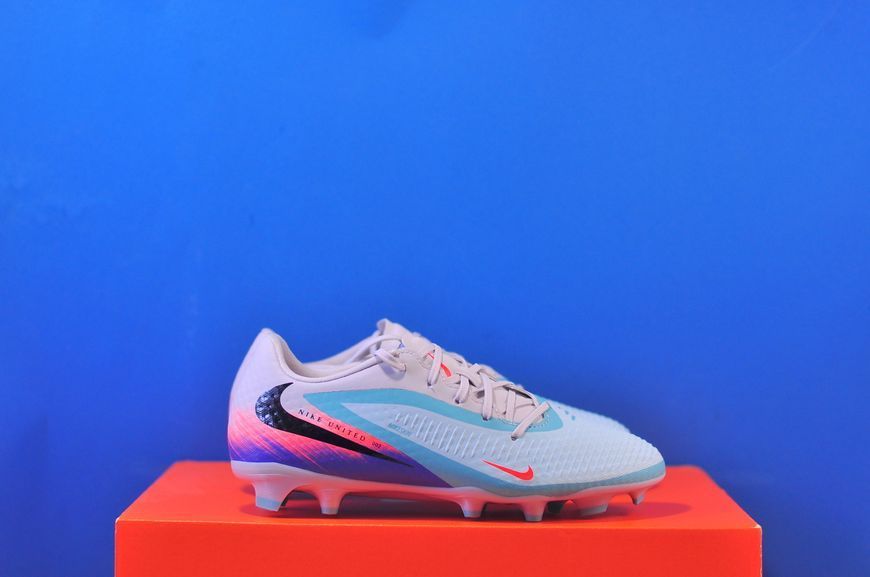 Бутси Nike Phantom 6 Low Academy FG/MG IQ4157-300 IQ4157-300 фото