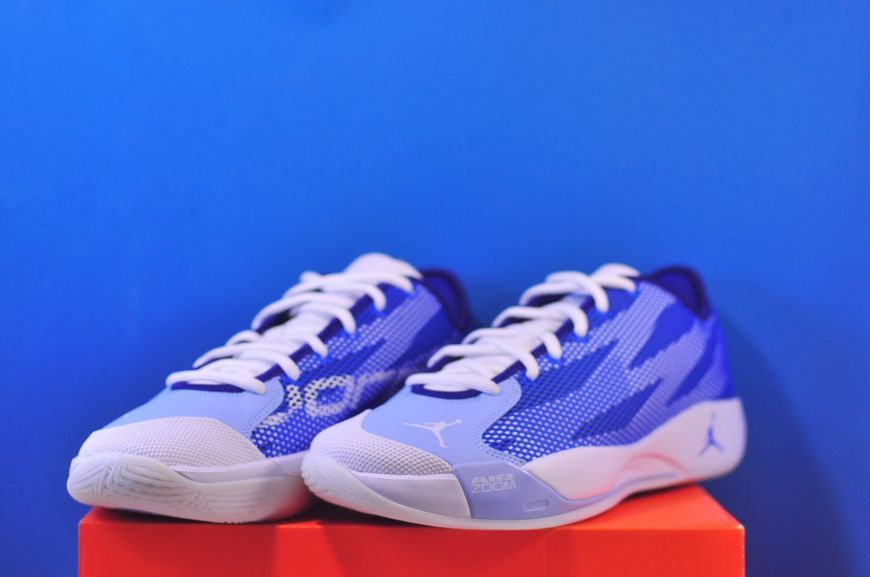 Кросівки Nike Jordan Luka 77 IF1610-102 IF1610-102 фото