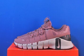 Кросівки Nike Free Metcon 5 Violet DV3950-201 DV3950-201 фото