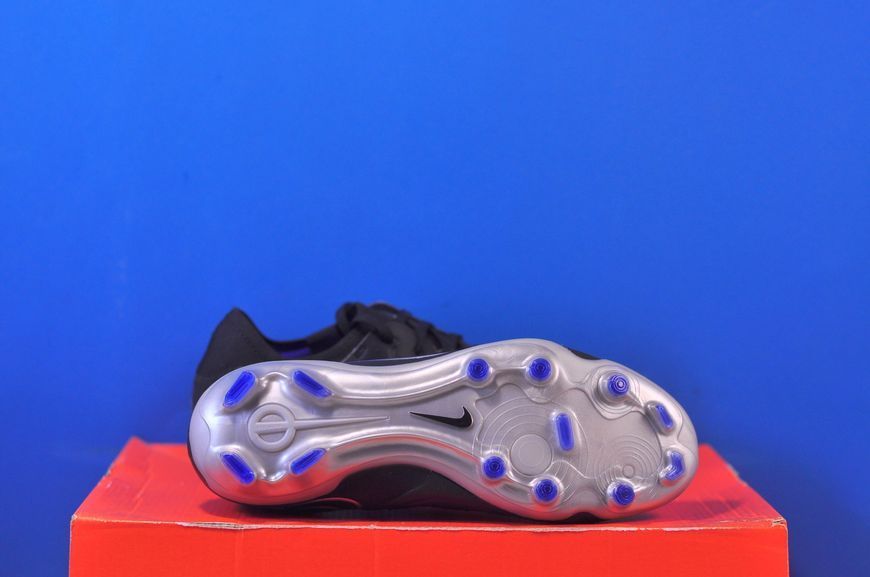 Бутси Nike Tiempo Legend 10 Pro FG DV4333-040 DV4333-040 фото