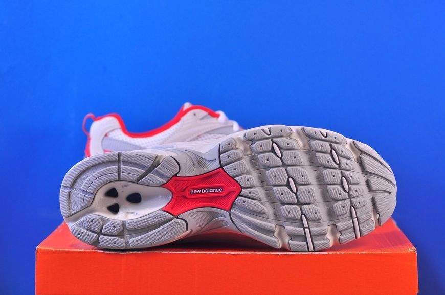 Кросівки New Balance 530 MR530QB фото