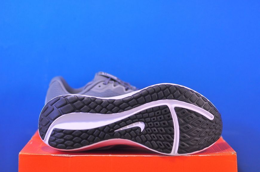 Кросівки Nike Downshifter 13 FD6454-010 FD6454-010 фото