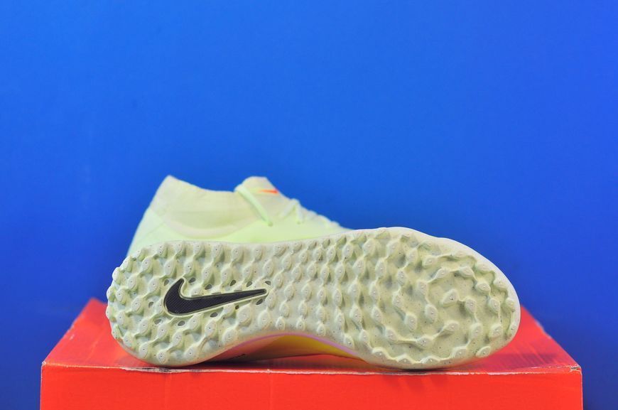 Сороканіжки Nike Phantom 6 High Academy TF HQ2277-800 HQ2277-800 фото