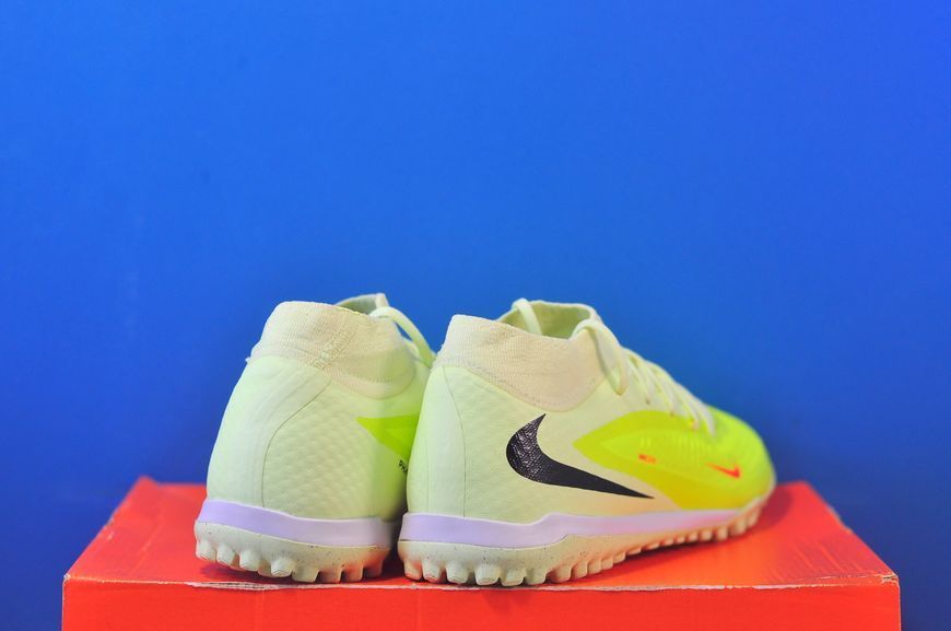 Сороканіжки Nike Phantom 6 High Academy TF HQ2277-800 HQ2277-800 фото