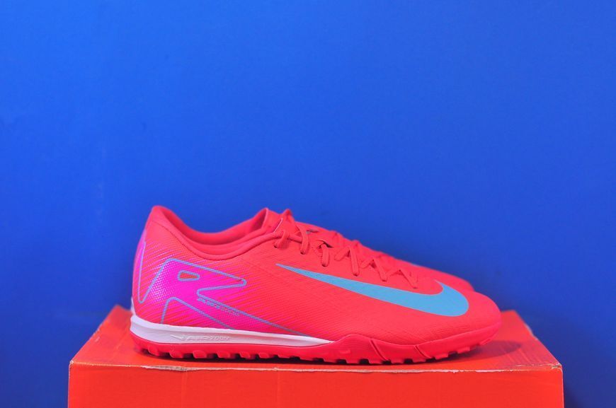 Сороканіжки Nike Zoom Vapor 16 Academy Red TF FQ8449-800 FQ8449-800 фото