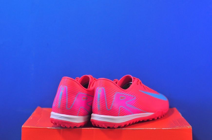 Сороканіжки Nike Zoom Vapor 16 Academy Red TF FQ8449-800 FQ8449-800 фото