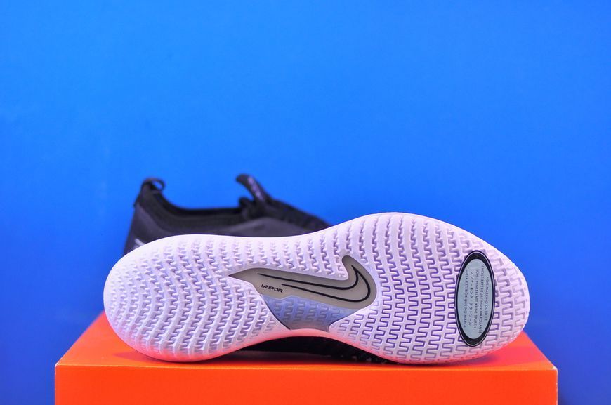 Тенісні кросівки Nike React Vapor Nxt Hc CV0724-002 CV0724-002 фото