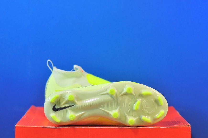 Бутси Nike Phantom 6 Academy High MG Junior HQ2042-800 HQ2042-800 фото