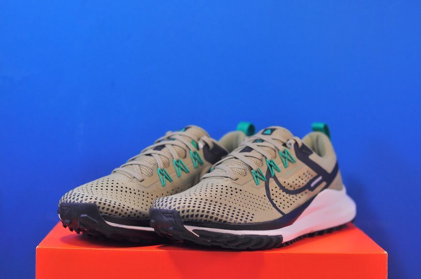 Кросівки Nike Pegasus Trail 4 Olive FJ4733-200 FJ4733-200 фото