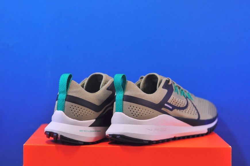 Кросівки Nike Pegasus Trail 4 Olive FJ4733-200 FJ4733-200 фото