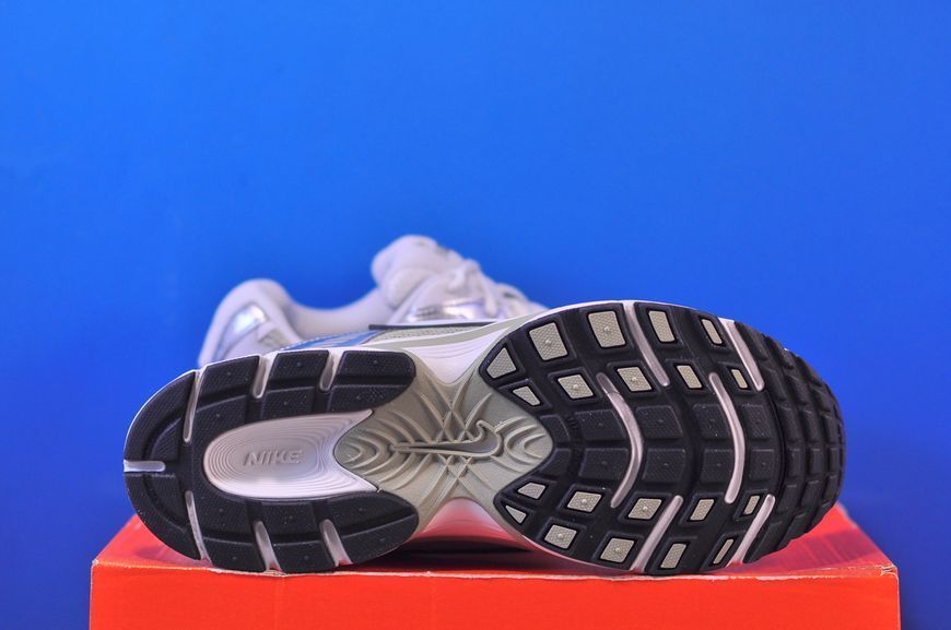 Кросівки Nike V5 Rnr Grey HQ7901-301 HQ7901-301 фото