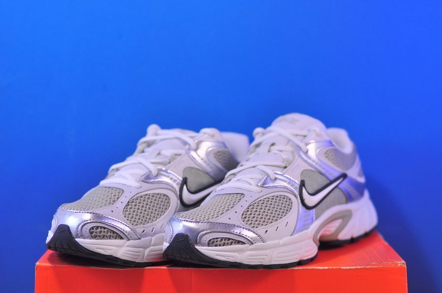 Кросівки Nike V5 Rnr Grey HQ7901-301 HQ7901-301 фото