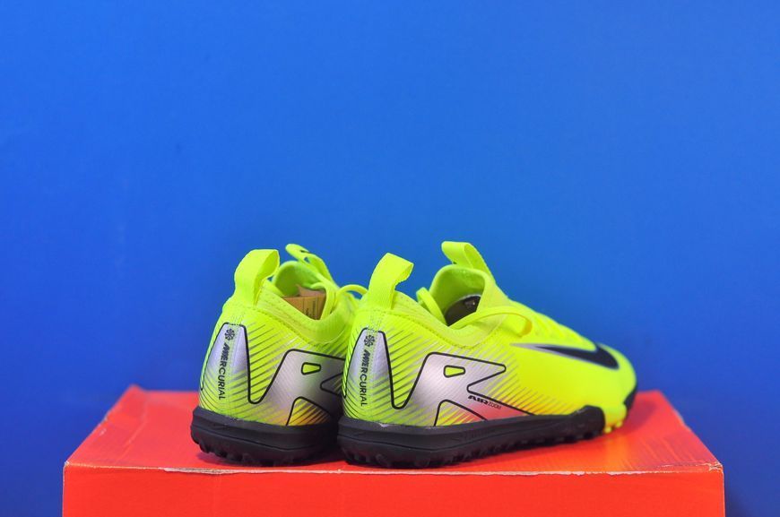 Сороканіжки Nike Air Zoom Vapor 16 Tf Academy FQ8284-700 FQ8284-700 фото