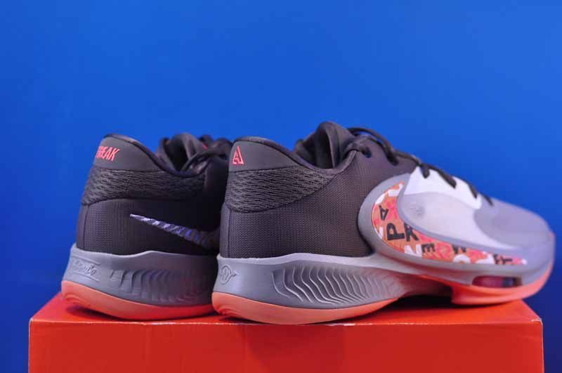 Кросівки Nike Zoom Freak 4 DJ6149-003 DJ6149-003 фото