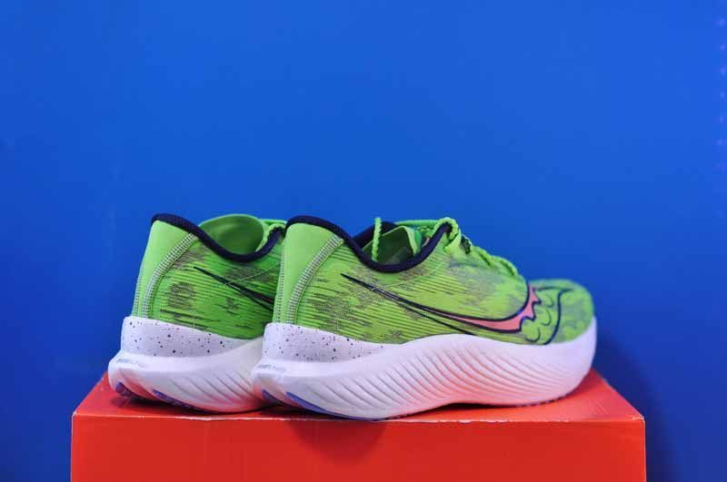 Кросівки Saucony Endorphin Pro 3 S10755-35 S10755-35 фото