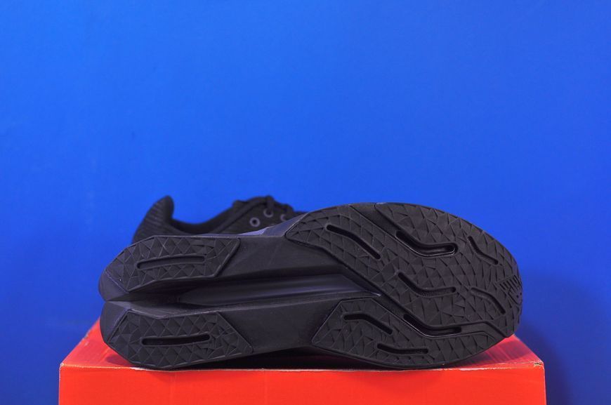 Кросівки New Balance FuelCell Propel v5 Triple Black MFCPRLK5 MFCPRLK5 фото