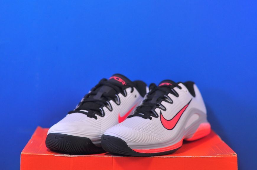 Кросівки Nike Court Vapor 12 HC PRM IB2534-100 IB2534-100 фото