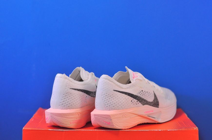 Кросівки Nike ZoomX Vaporfly Next 3% DV4129-103 DV4129-103 фото