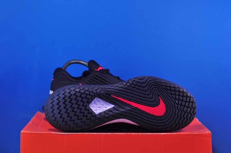 Тенісні кросівки Nike Air Zoom Vapor Cage 4 Rafa HC DD1579-003 DD1579-003 фото