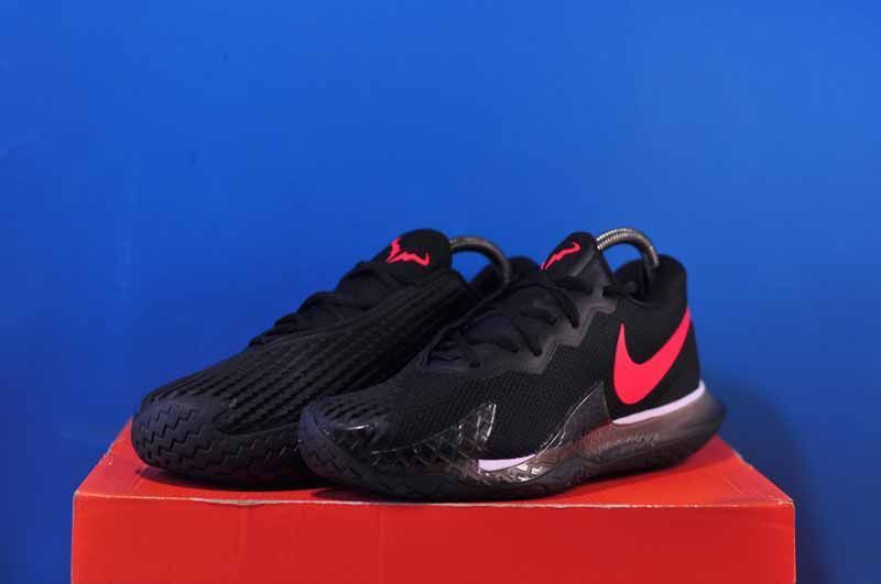 Тенісні кросівки Nike Air Zoom Vapor Cage 4 Rafa HC DD1579-003 DD1579-003 фото
