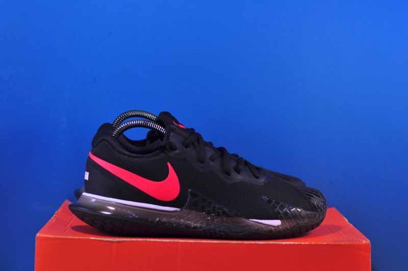 Тенісні кросівки Nike Air Zoom Vapor Cage 4 Rafa HC DD1579-003 DD1579-003 фото