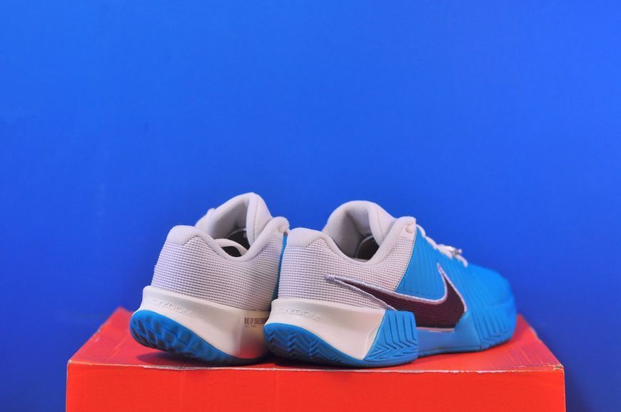 Тенісні кросівки Nike GP Challenge Pro Premium Cly HJ6646-300 HJ6646-300 фото