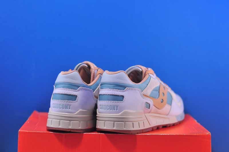 Кросівки Saucony Shadow 5000 S70584-2 S70584-2 фото