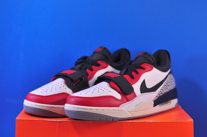 Кросівки Nike Air Jordan Legacy 312 Low White/Red CD7069-106 фото