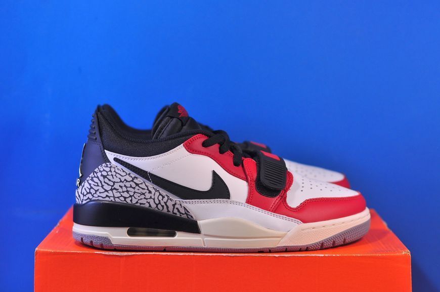 Кросівки Nike Air Jordan Legacy 312 Low White/Red CD7069-106 фото