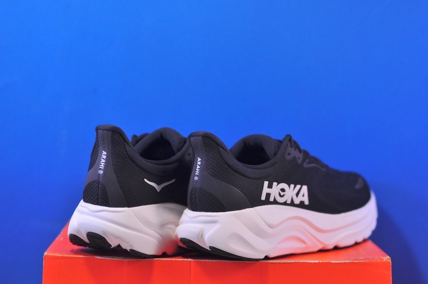Кросівки HOKA Arahi 8 Wide 1168691 BWHT 1168691 BWHT фото