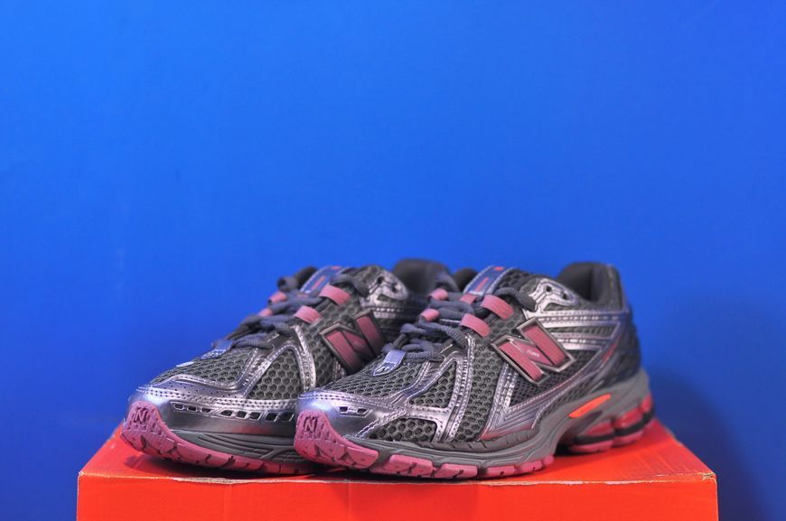 Кросівки New Balance 1906R Dark Silver Metallic Rosewood U1906RNF фото