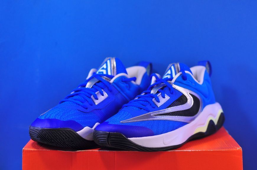 Кросівки Nike Giannis Immortality 3 Blue DZ7533-400 фото