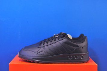 Кросівки Adidas Run 84 JI4873 JI4873 фото