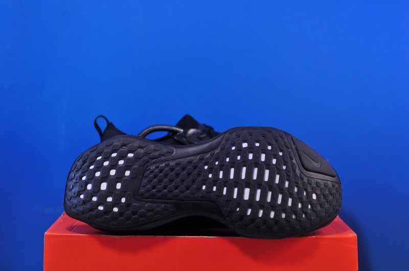 Кросівки Nike Zoomx Invincible Run Flyknit 3 Black DR2660-007 DR2660-007 фото