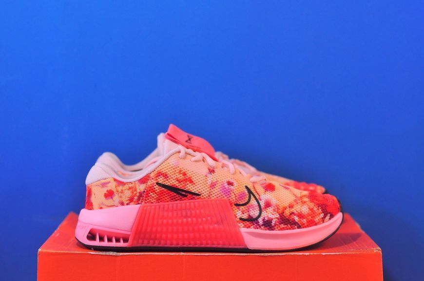 Кросівки Nike Metcon 9 Amp Pink HJ6210-600 HJ6210-600 фото